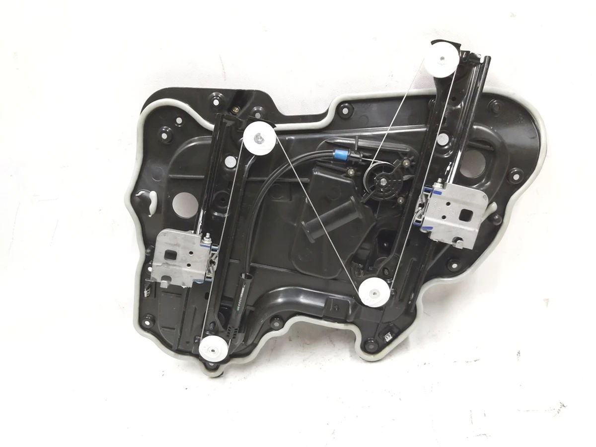 3 INTEVA RR LH WINDOW REGULATOR Tesla model 3 1096622-00-K