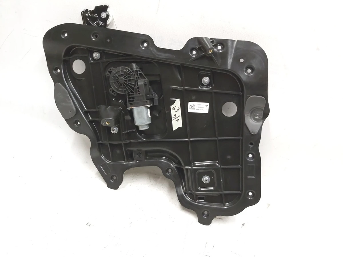 3 INTEVA RR LH WINDOW REGULATOR Tesla model 3 1096622-00-K