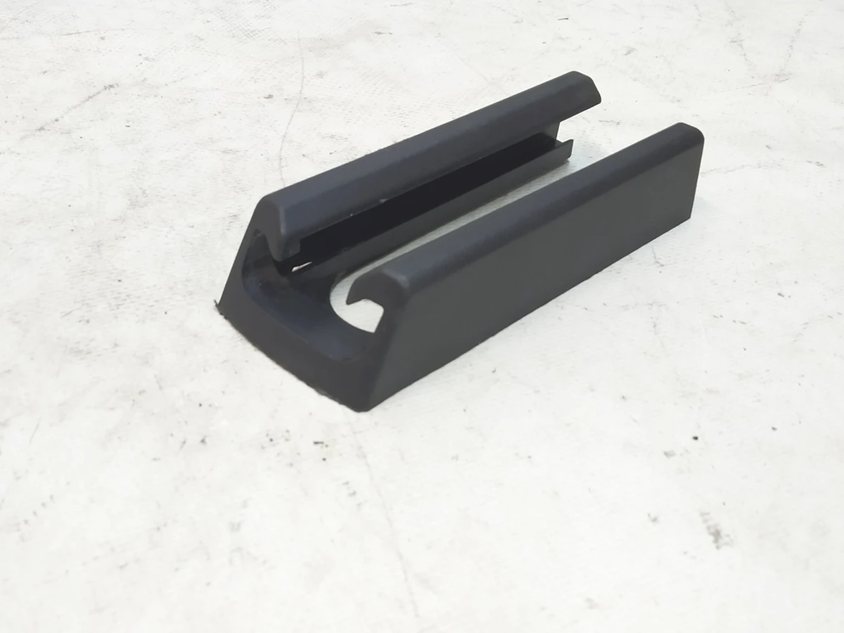 9 1st row track cover Tesla Model S REST, Model X, Model 3 1097490-00-C