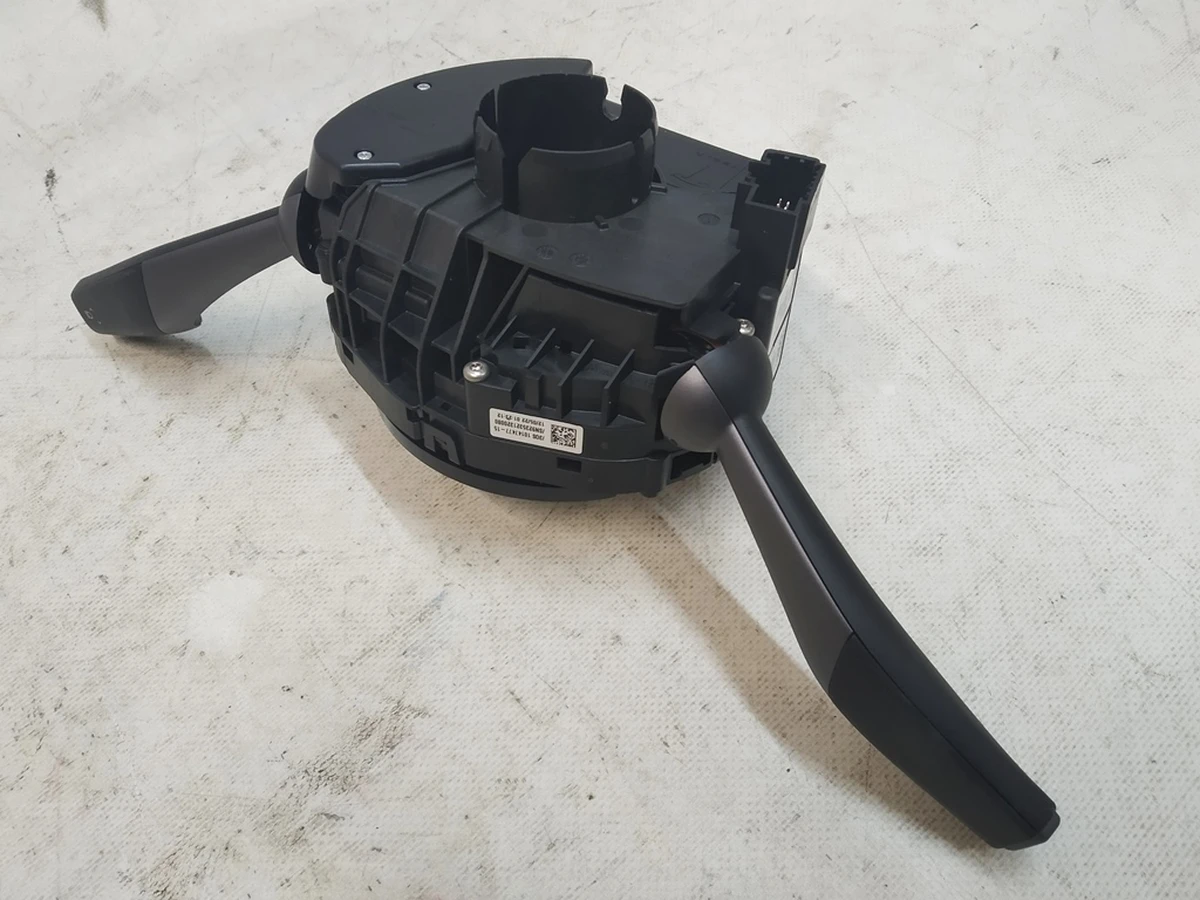 3 STEERING COLUMN CONTROL MODULE KOSTAL Tesla model 3, model Y 1097662-00-P