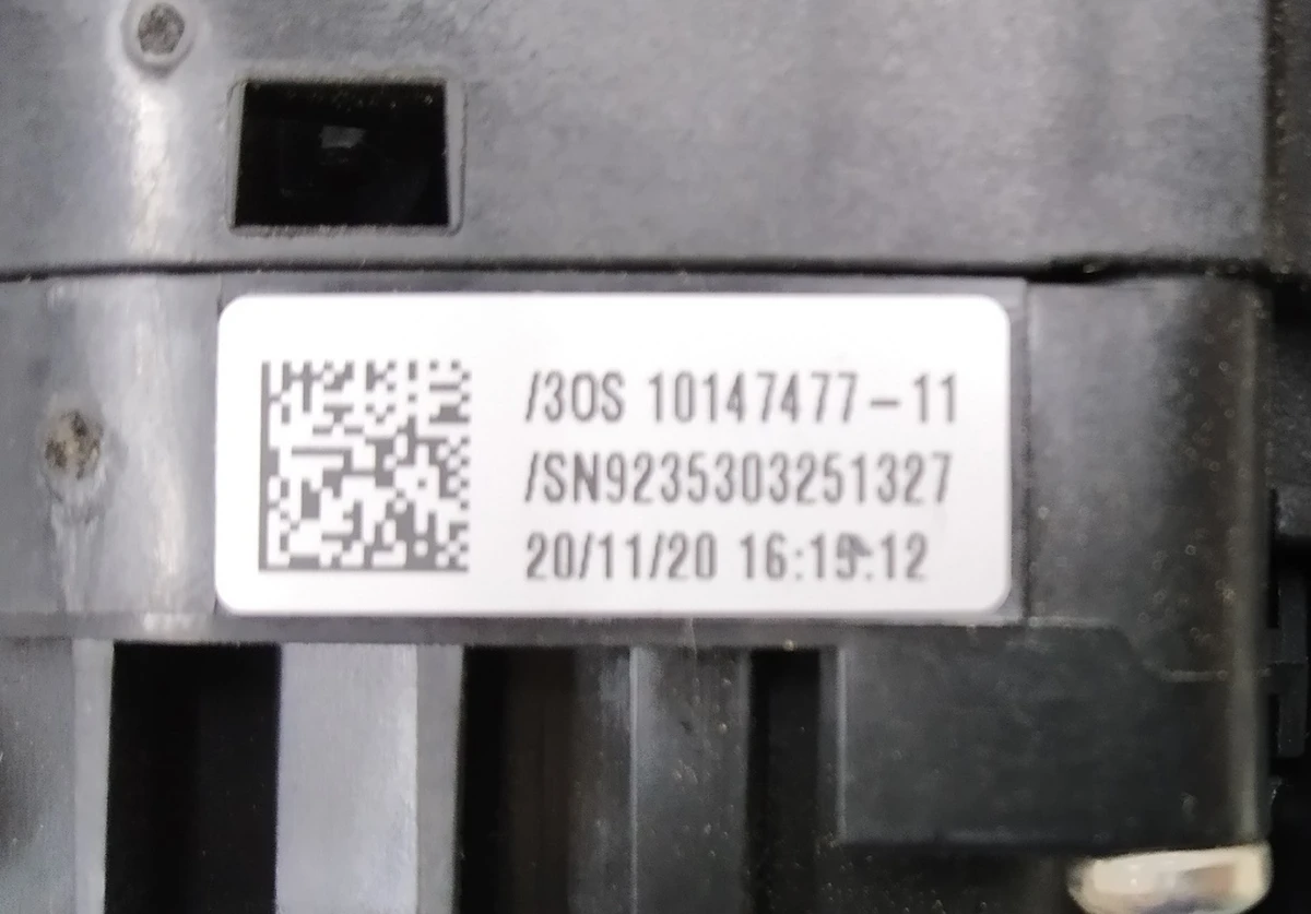 3 Модуль управління рульовою колонкою Tesla Model 3, Model Y 1097662-00-D