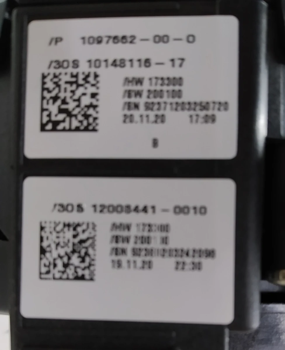 3 Модуль управління рульовою колонкою Tesla Model 3, Model Y 1097662-00-D