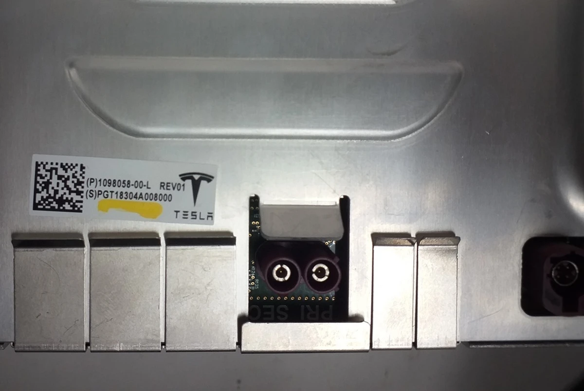 REV01 Tesla model 3 car computer motherboard 1098058-S0-M