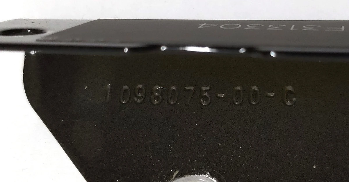 2 VIN PLATE Tesla model 3 1006865-00-C