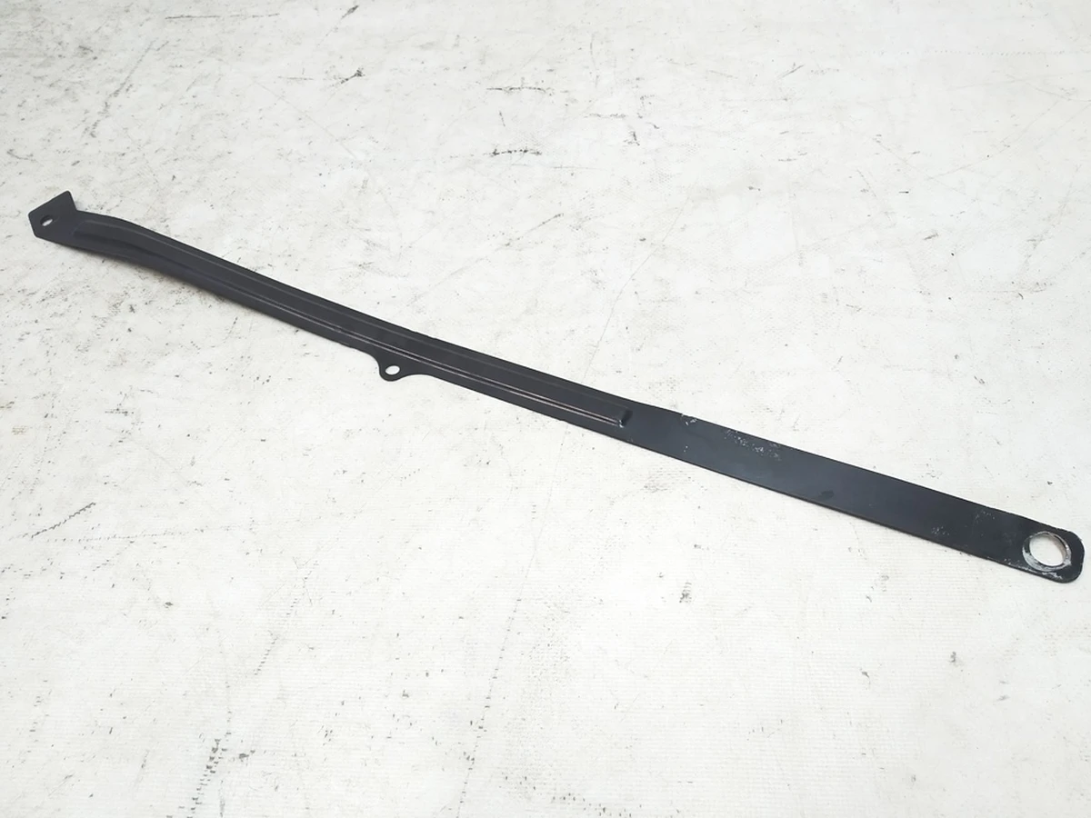 1 Пластина панелі радіаторів права Tesla Model 3 1110240-00-B