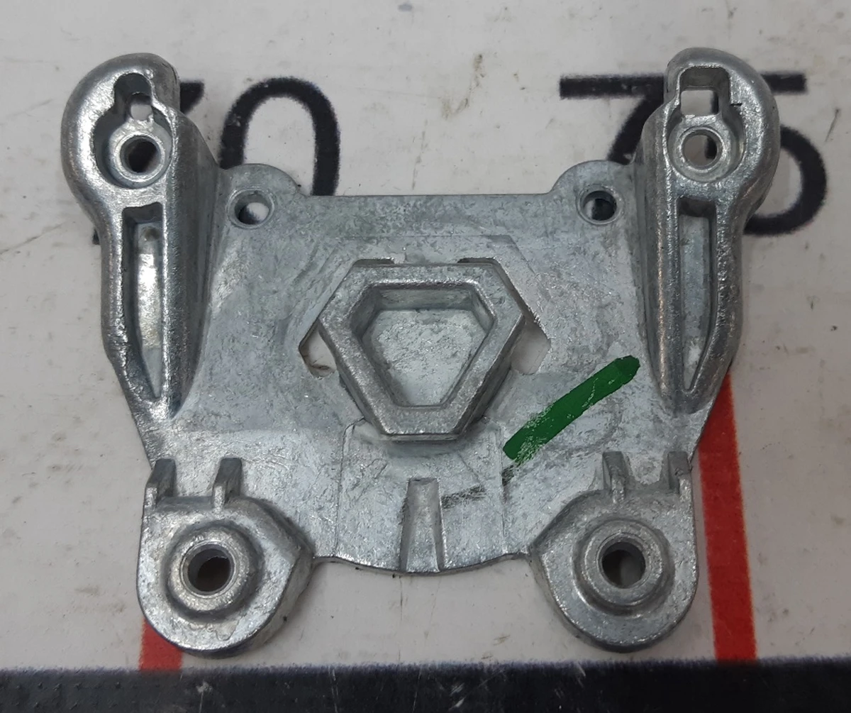 7 TRIPLE CAM RR VIEW MIRROR MOUNT PLATE Tesla model S REST,  model X 1098491-00-C