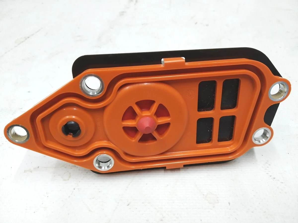 3 Клапан вентиляції основної батареї C2 C3 Tesla model 3 model Y 1098630-00-G