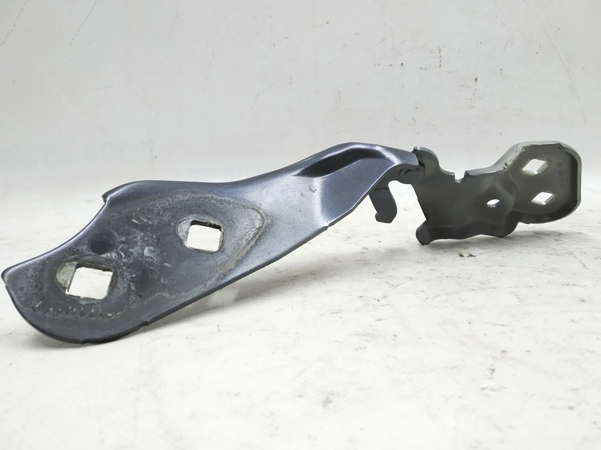 6 Петля крепления капота правая PMNG Tesla model 3 1098793-00-D