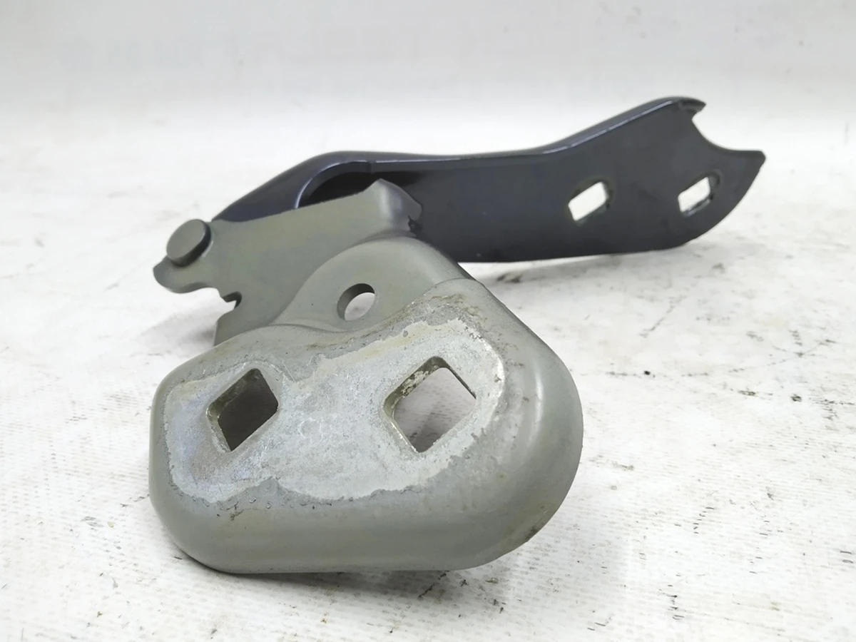 6 Петля крепления капота правая PMNG Tesla model 3 1098793-00-D