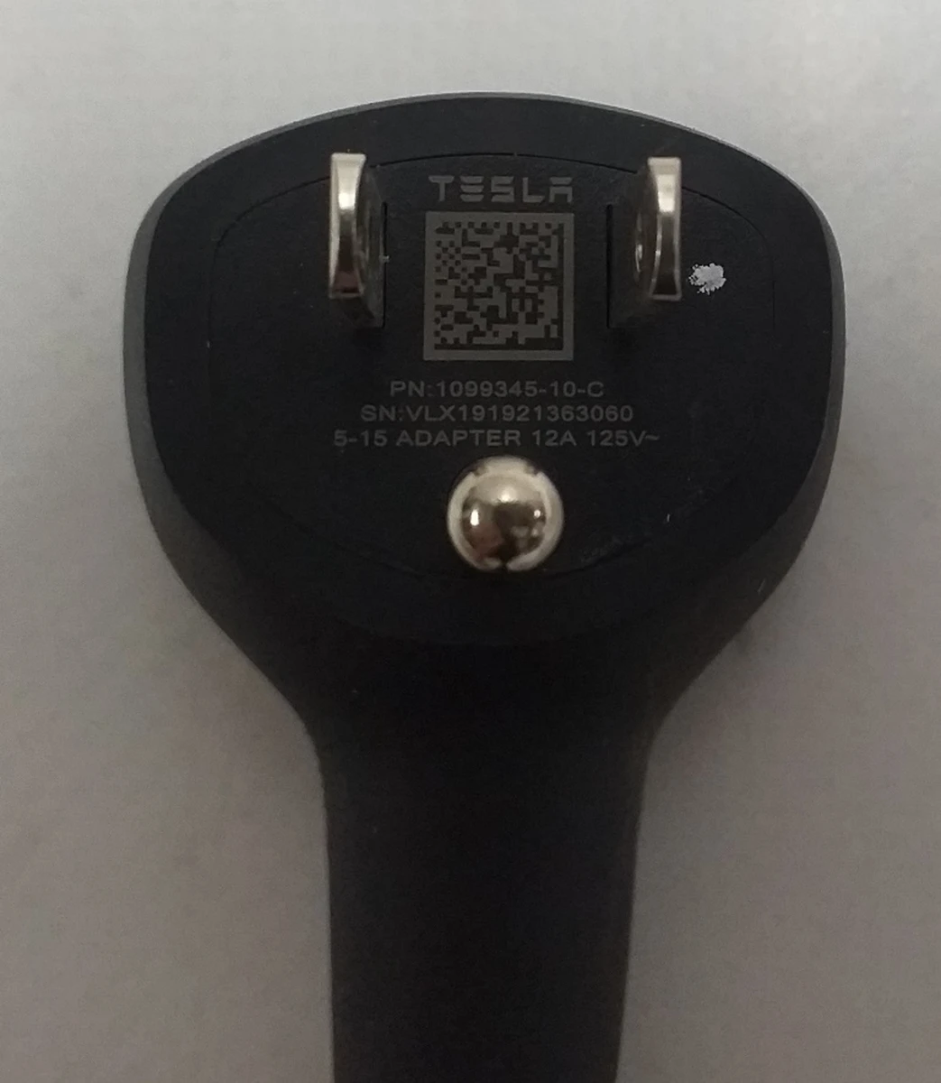 4 5-15 Gen II Smart Adapter Tesla Model S, Model S REST, Model X, Model 3, Model Y 1099345-10-C