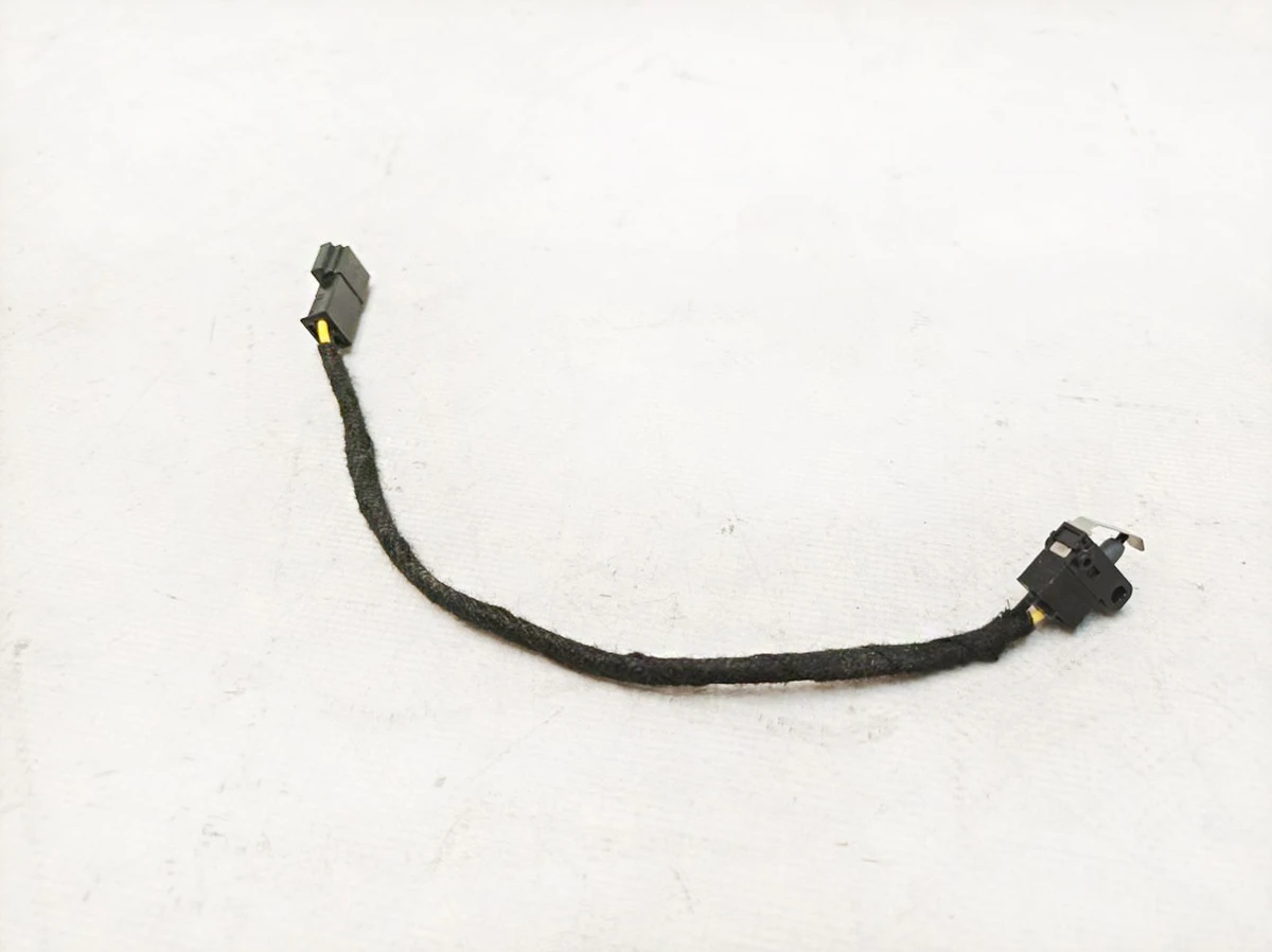 22 Вимикач підсвічування центральної консолі (окислений) Tesla model 3 1099927-00-B