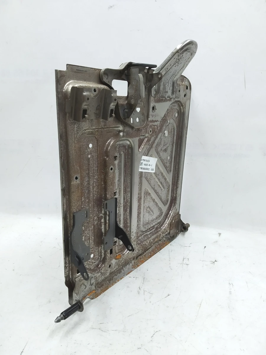 2 Каркас металлический спинки сиденья 2-го ряда левый Tesla model 3 1100991-00-F