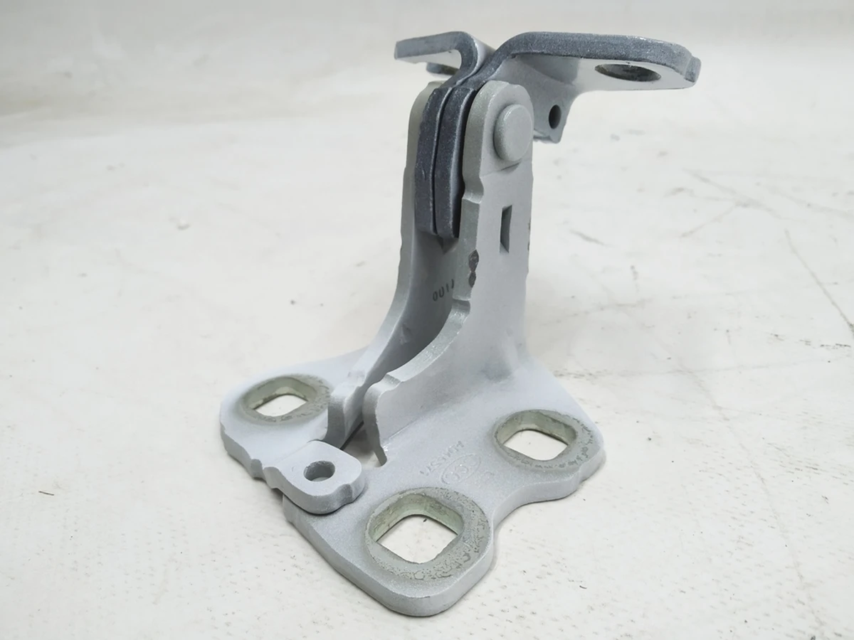 Петля двери передней левой верхняя PPSW Tesla model 3 1101035-00-F