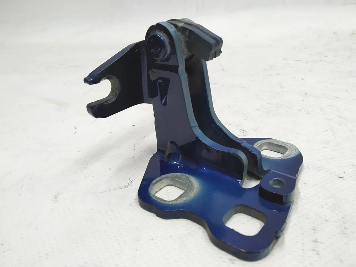 4 Петля двері передньої лівої нижня PPSB Tesla model 3 1101037-00-F