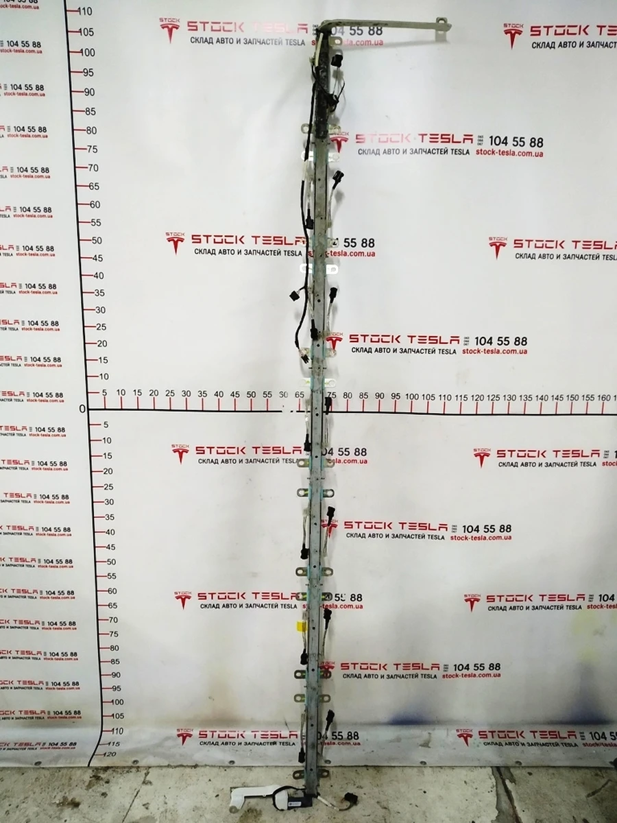 Spacer-amplifier (bus) of the main battery (energy distributing) Tesla model S REST 1101082-00-W