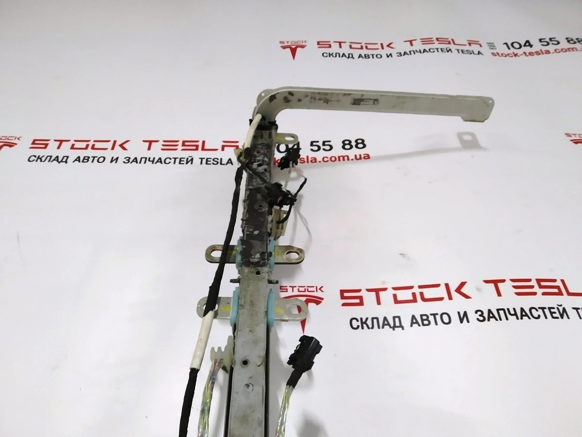 Spacer-amplifier (bus) of the main battery (energy distributing) Tesla model S REST 1101082-00-W