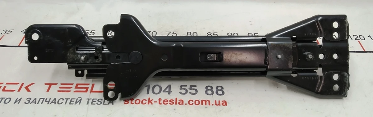 2 2nd Row Right Double Left/Single Right Seat Slider Assembly Tesla model X 3123713-03-A