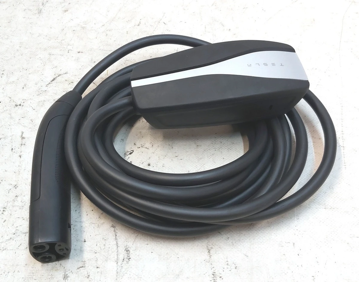 Універсальне мобільний зарядний пристрій 32A GEN2 Tesla model S, model S REST, model X, model 3, model Y 1101789-00-H