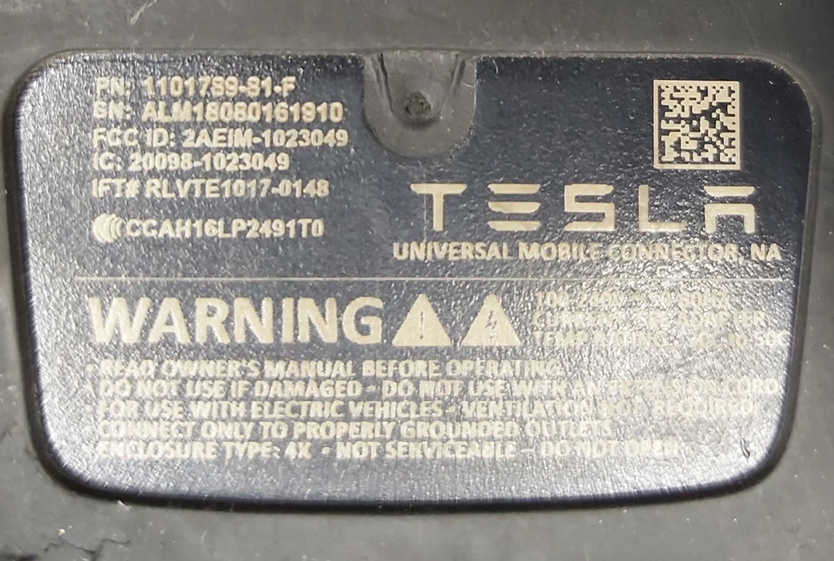 1 Универсальное мобильное зарядное устройство 32A GEN2 Tesla model S, model X 1101789-81-F