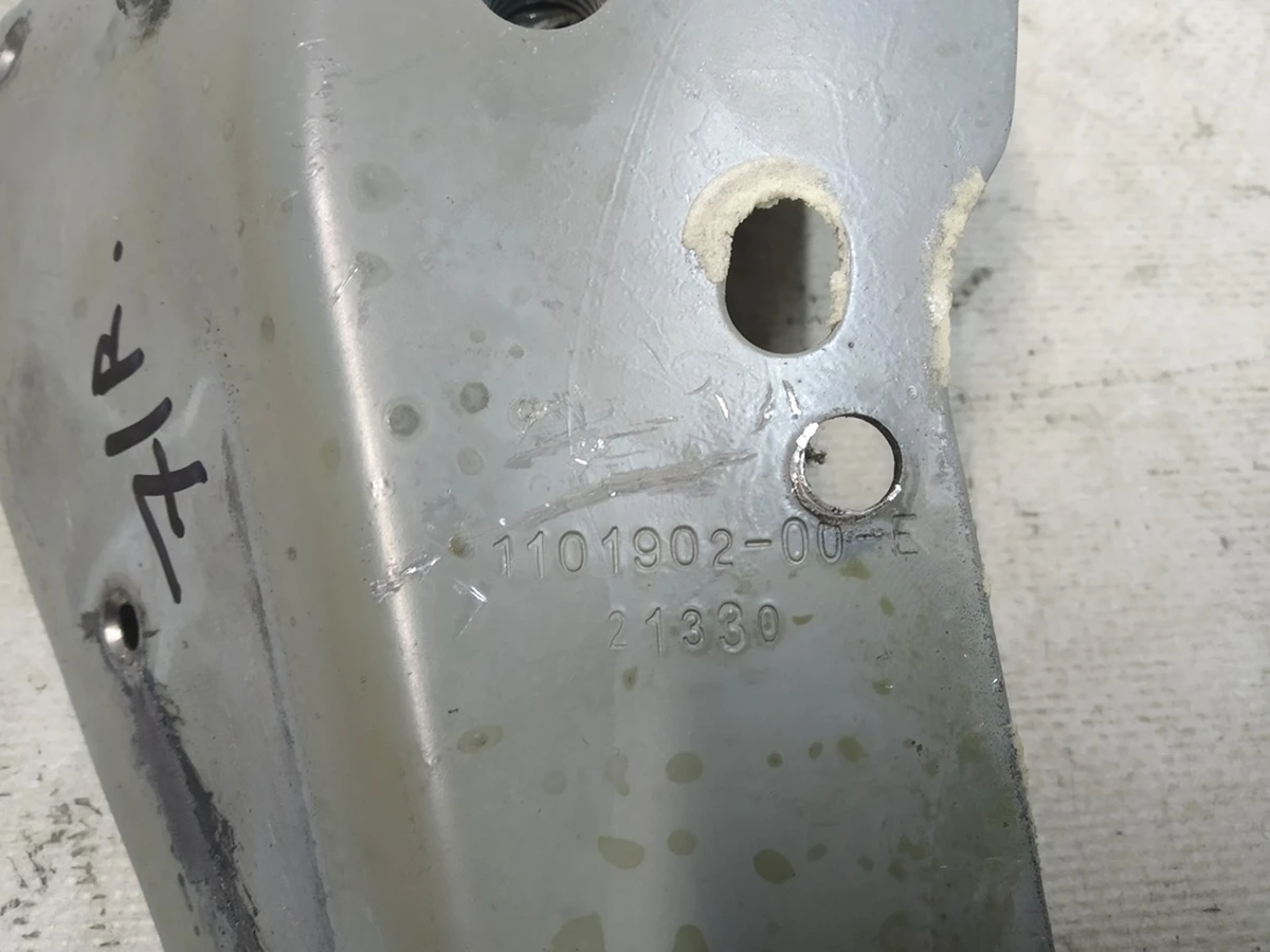 ASY, PLATE-PLATTER SEALING, RH Tesla model 3, model Y 1073828-S0-D