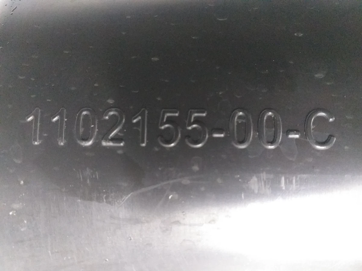 2 Кожух компресора кондиціонера RWD Tesla model 3 1102155-00-C