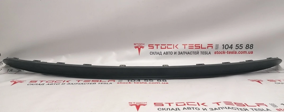 12 Накладка бампера заднього нижня структурна (губа) Tesla model 3 1103035-00-D