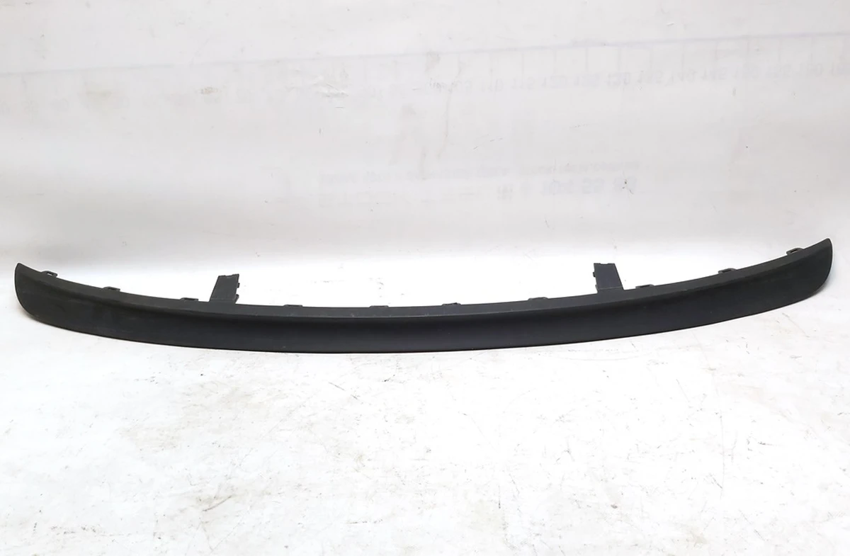 12 Накладка бампера заднего структурная нижняя (губа) с повреждением Tesla model 3 1103035-00-D