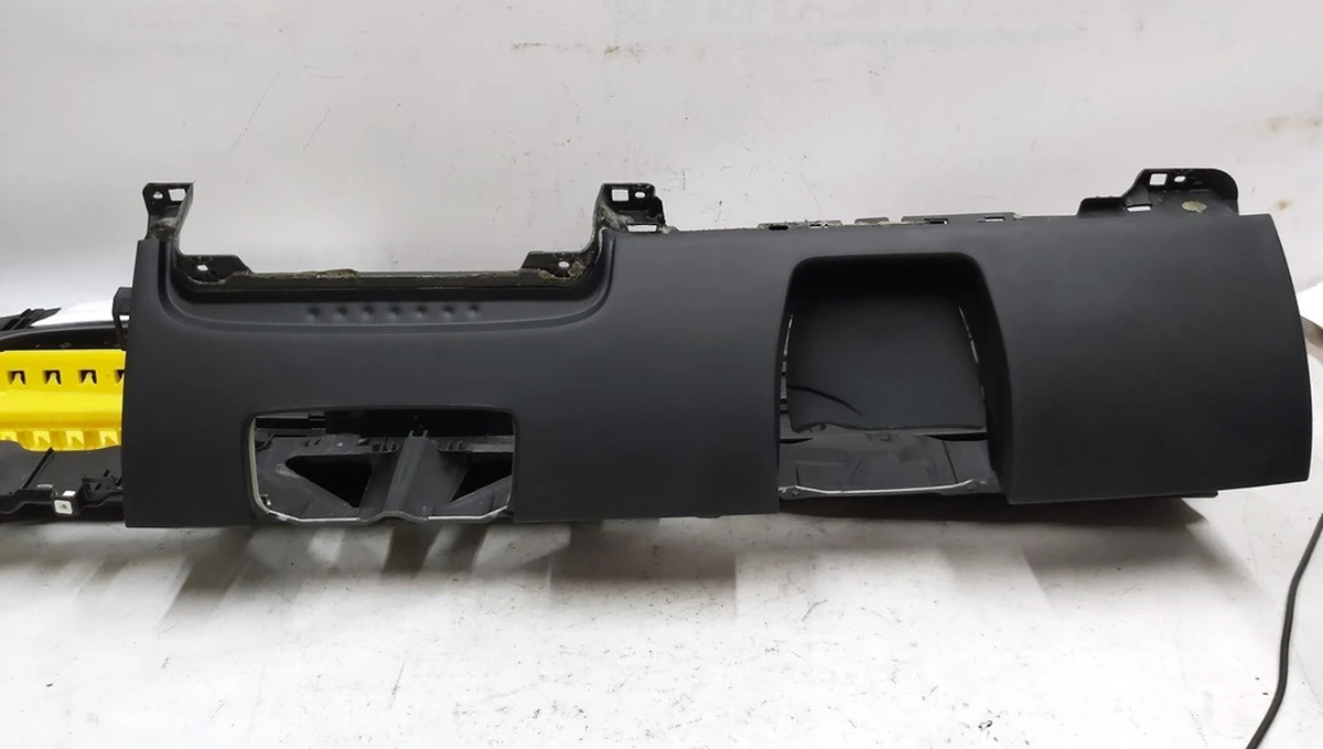 1 M3, IP SUB ASY, BASE AND PREMIUM, PVC Tesla model 3 1083401-05-J