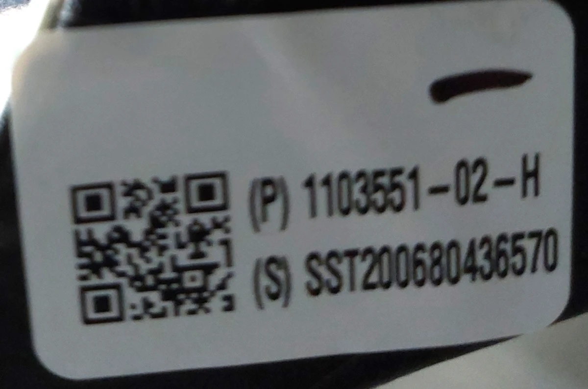 1 M3, IP SUB ASY, BASE AND PREMIUM, PVC Tesla model 3 1083401-05-J