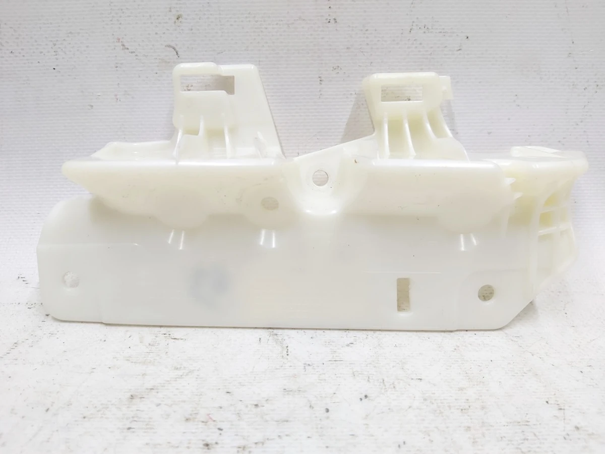 Кронштейн стойки B верхний левый Tesla model 3 1103773-00-I