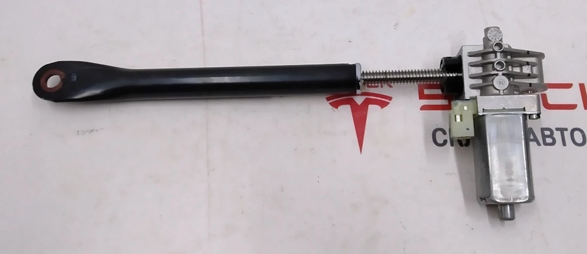 1 1ST ROW HEIGHT MOTOR ASSEMBLY Tesla model 3, model Y 1096682-S0-B