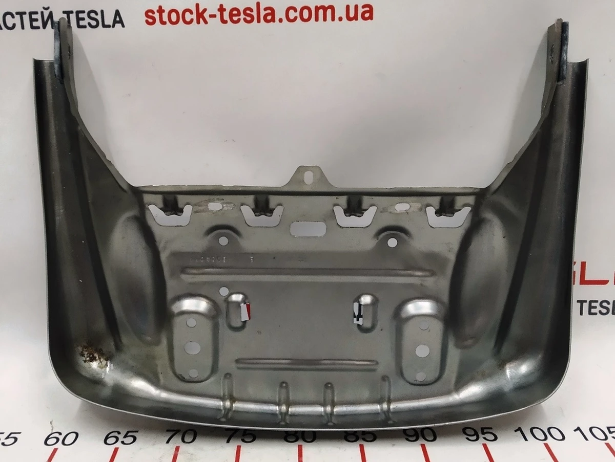 12 Элемент нижней части каркаса сиденья 1-го ряда Tesla model 3 1107103-00-H