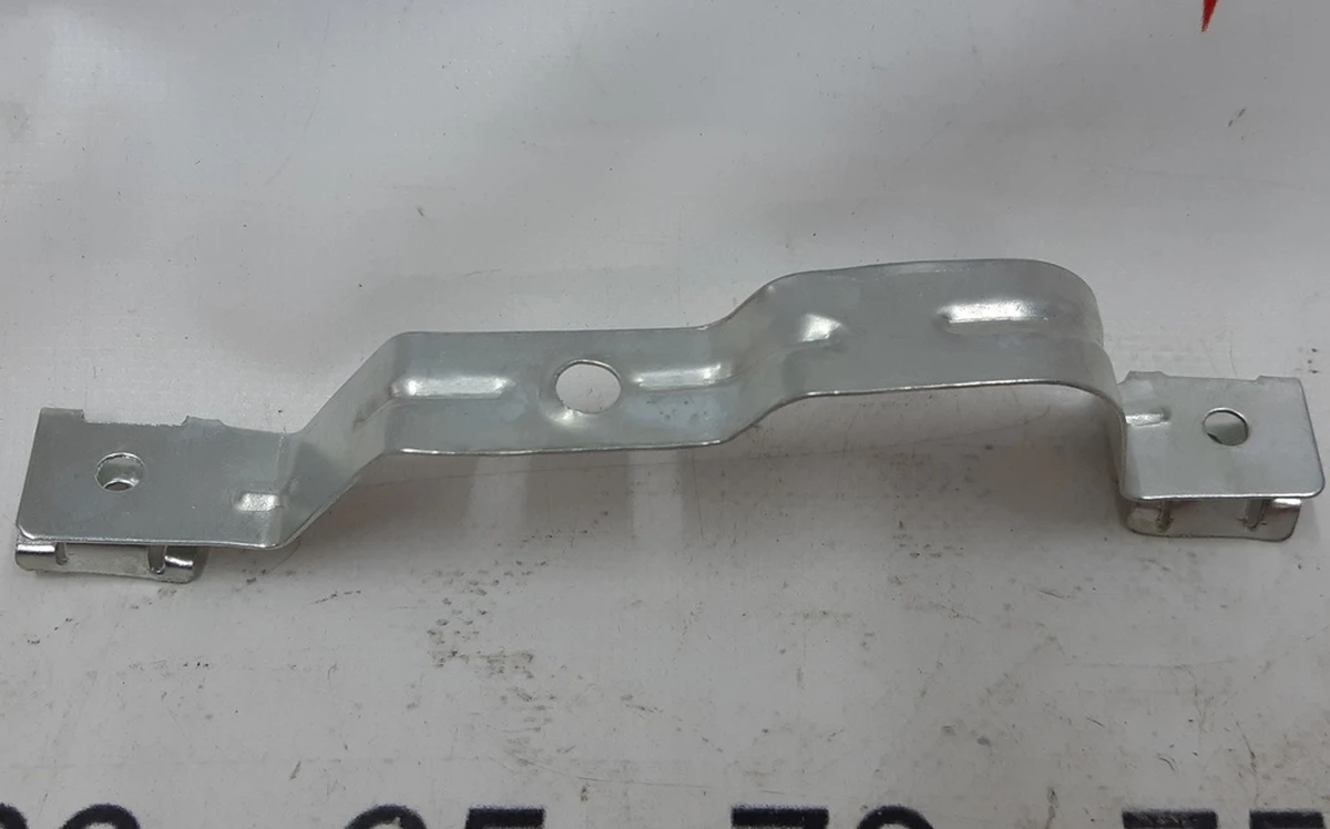 6 Кронштейн підкрилки переднього лівого NEW Tesla model 3 1104540-00-B