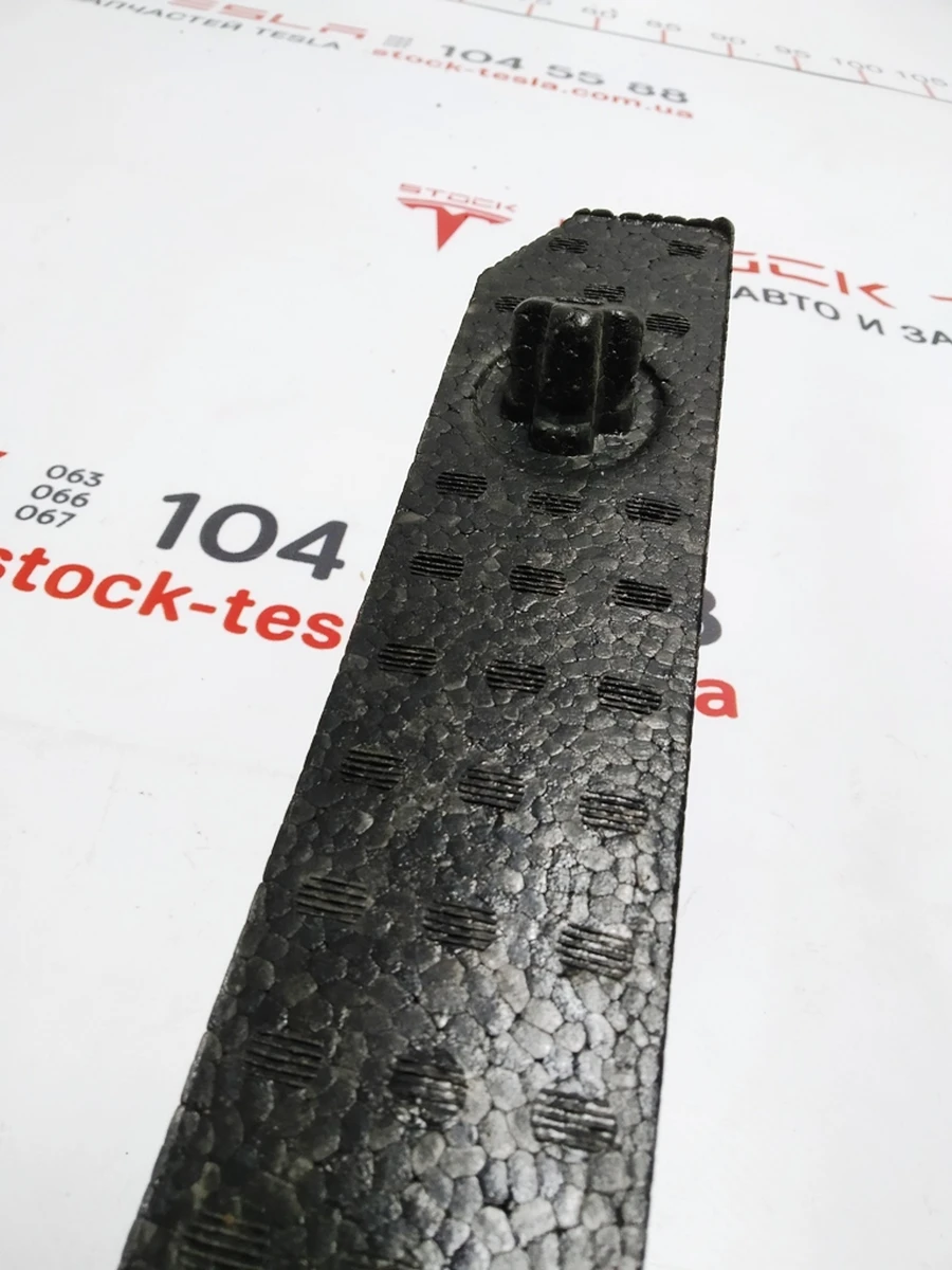 2 Демпфер підсилювача бампера переднього (піна) NEW Tesla model 3 1104669-00-F
