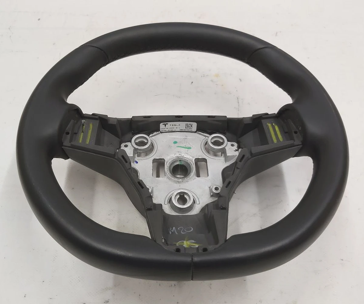 1 Колесо рульове PREMIUM Tesla model 3 1095222-00-L