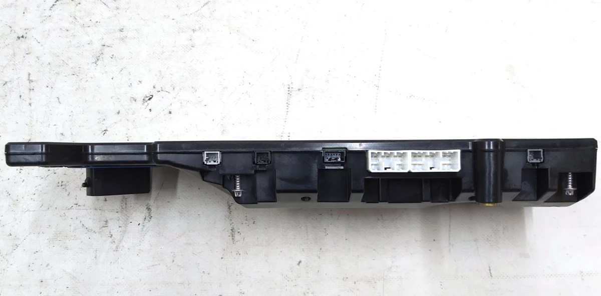 Контроллер основной батареи (BMS) LR Tesla model 3, model Y 1106394-01-L