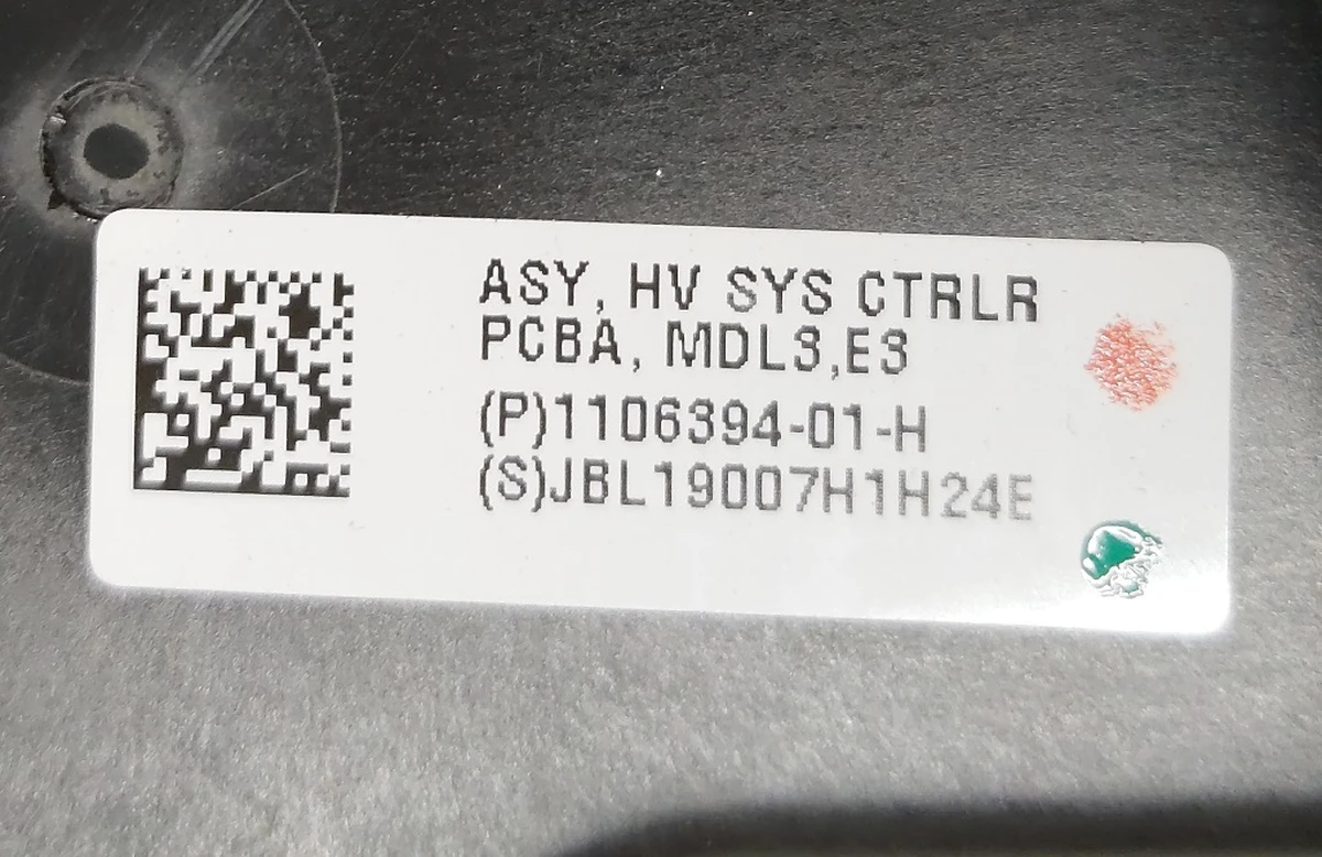 Main battery controller (BMS) LR Tesla model 3 model Y 1106394-01-L