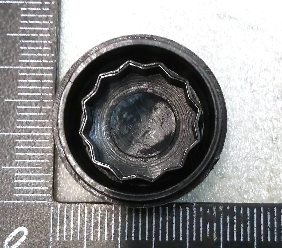 6 Заглушка декоративна гайки склоочисника Tesla Model S Feb 2021, Model X Mar 2021, Model 3, Model 3 Jan 2024, Model Y 1106610-00-A