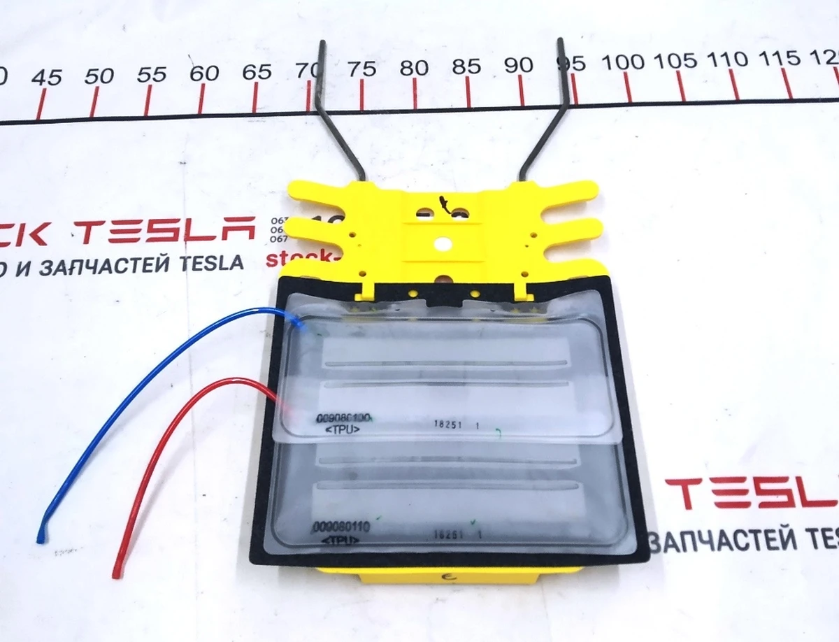 5 Механизм регулировки поясничного упора сиденья 1-го ряда без компрессора и блока управления Tesla model 3 1118494-00-F