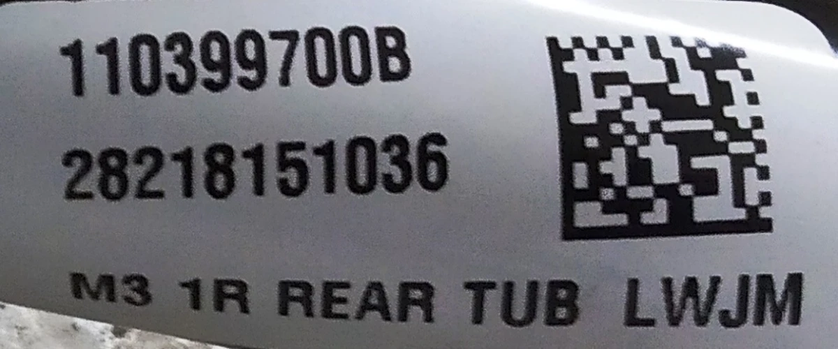 Каркас металевий сидіння 1-го ряду з санчатами з пошкодженням Tesla model 3 7654324-01-B