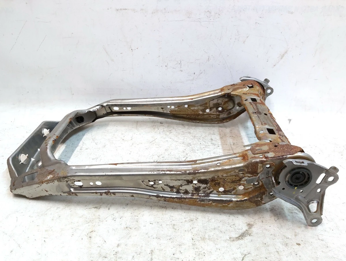 2 Спинка каркаса металевого сидіння 1-го ряду Tesla model 3, model Y 1456942-00