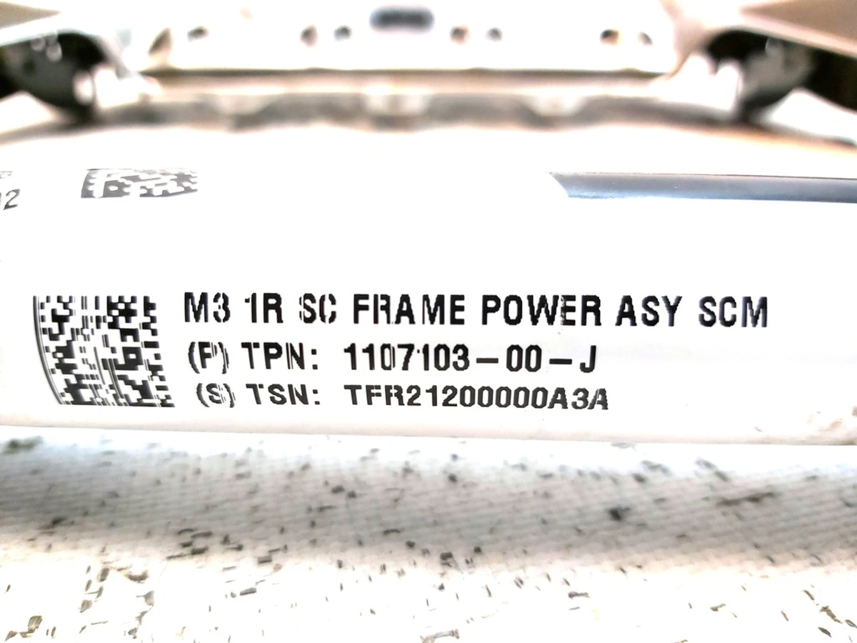 12 Нижняя часть каркаса металлического сиденья 1-го ряда Tesla model 3, model Y 1456942-00