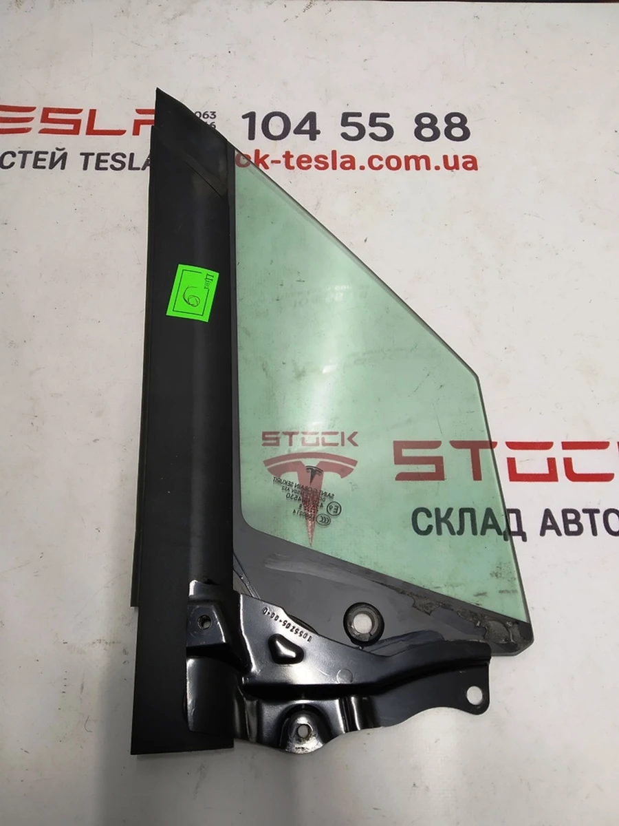 1 GLASS ASM - FR DOOR QTR RH (after 2016) Tesla model X 1108158-00-D