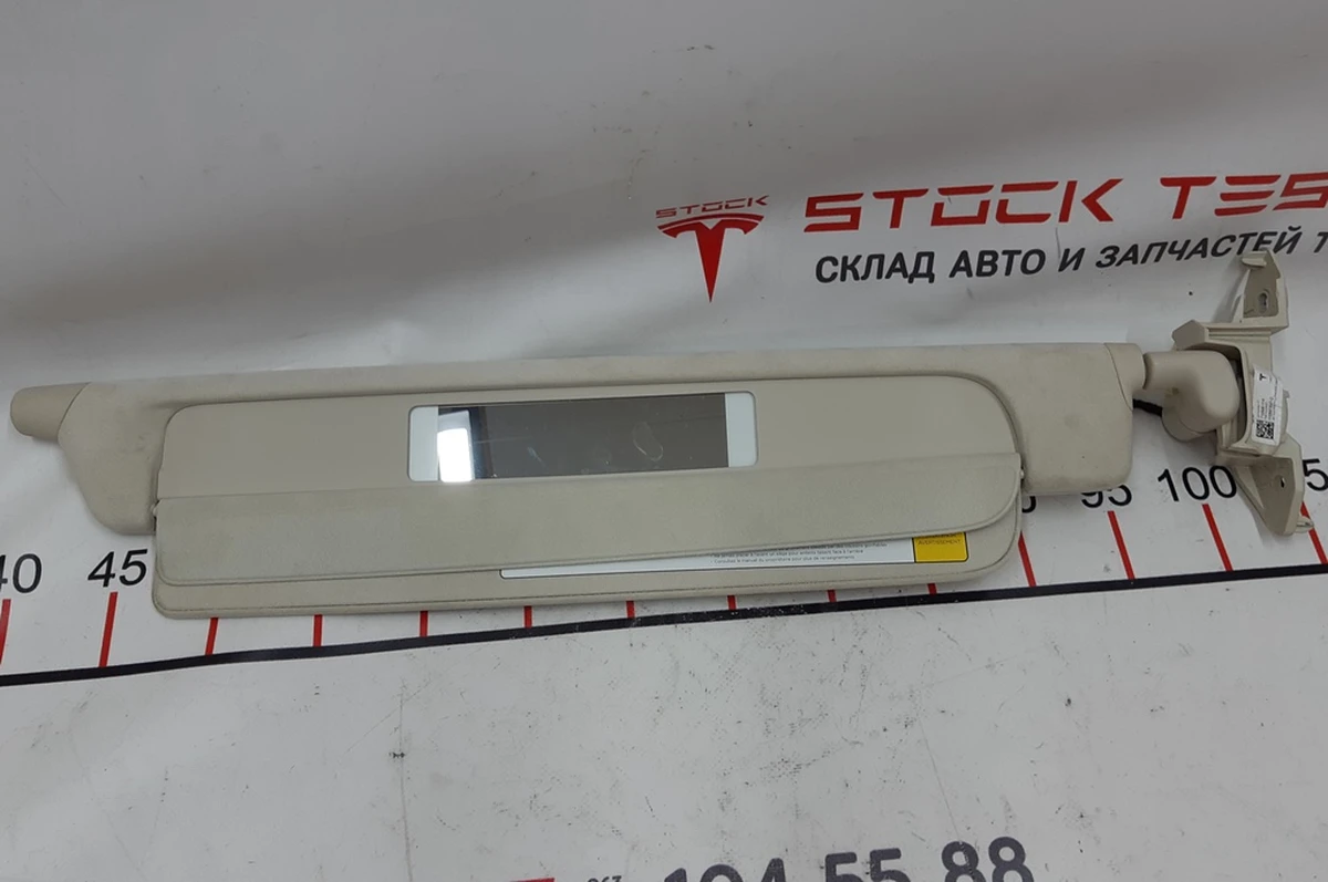 1 Sun visor right USD CRM NA COMMON Tesla model X 1108418-87-D