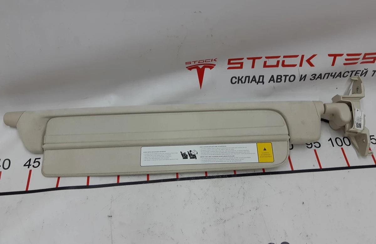 1 Sun visor right USD CRM NA COMMON Tesla model X 1108418-87-D