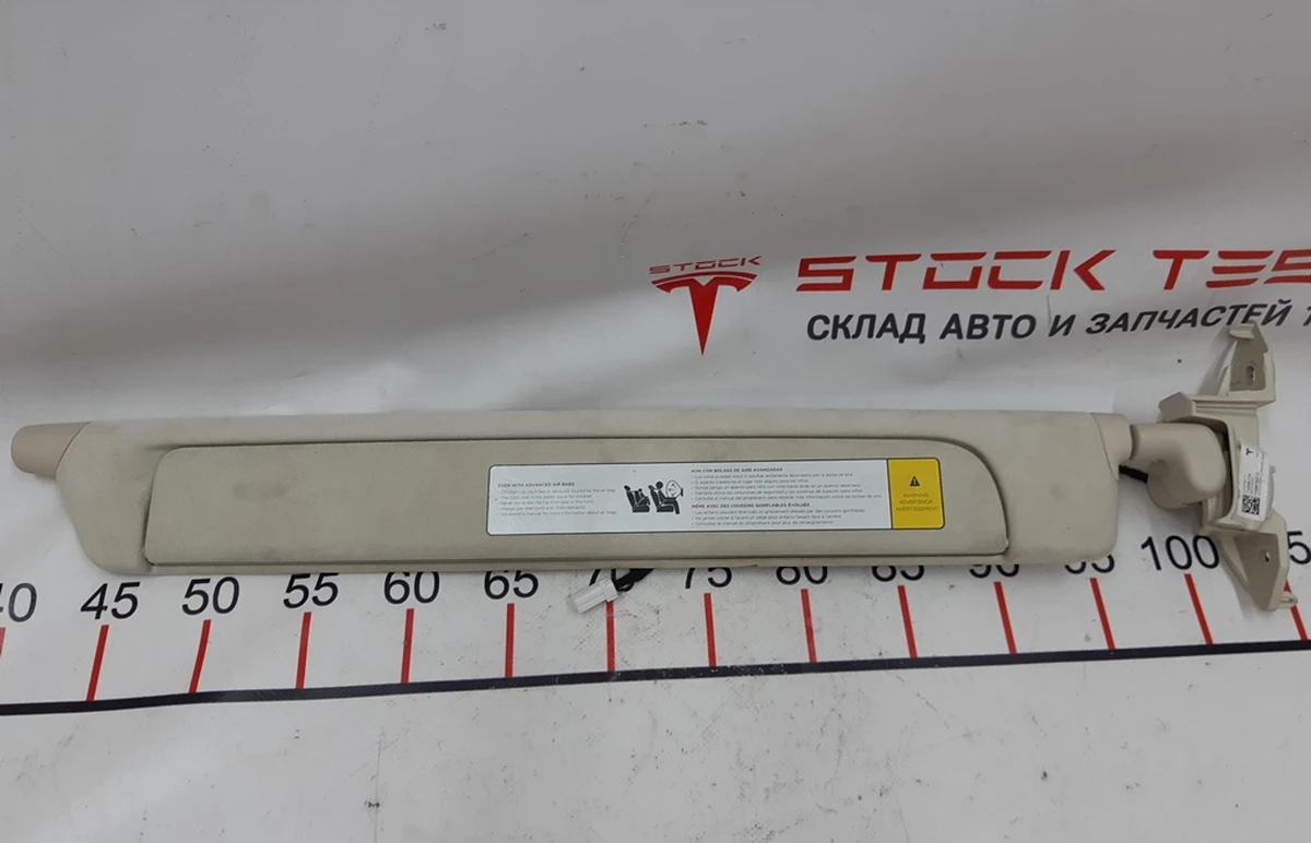 1 Sun visor right USD CRM NA COMMON Tesla model X 1108418-87-D