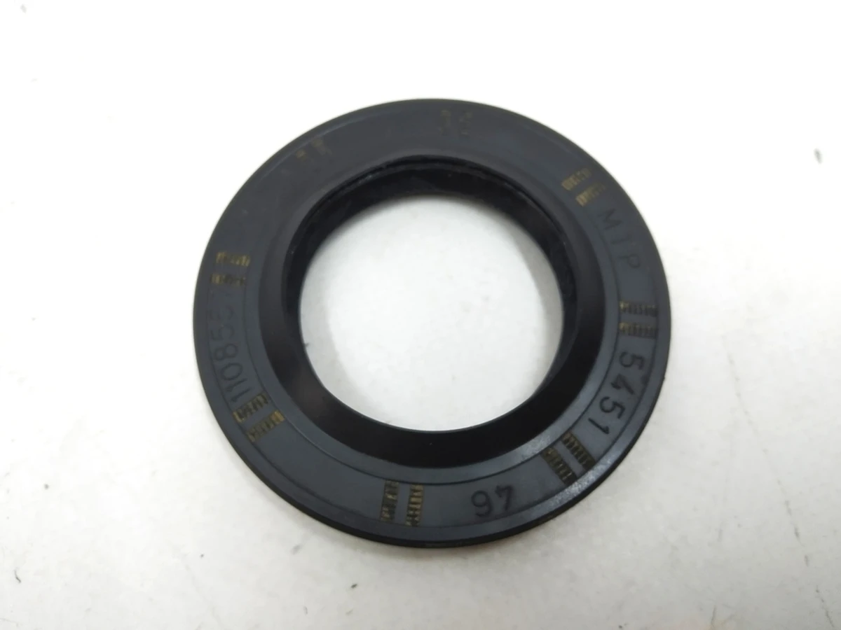 14 Motor axle oil seal 40 X 67 MTP5451-46 Tesla model 3 1108557-00-A