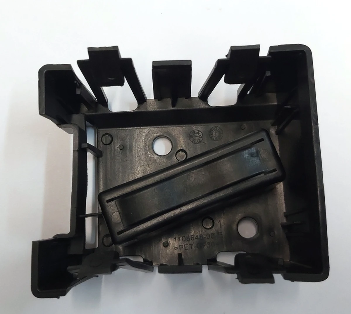2 BRACKET, MODEL3 RADAR Y160 Tesla model 3 1108648-00-E