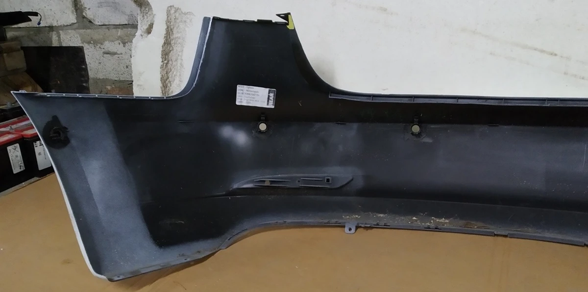 1 MS REAR FASCIA UNPAINTED, 6 PARK ASSIST PEARL WHITE MULTI-COAT-PPSW (minor scratches) Tesla model 3 1108905-S3-A