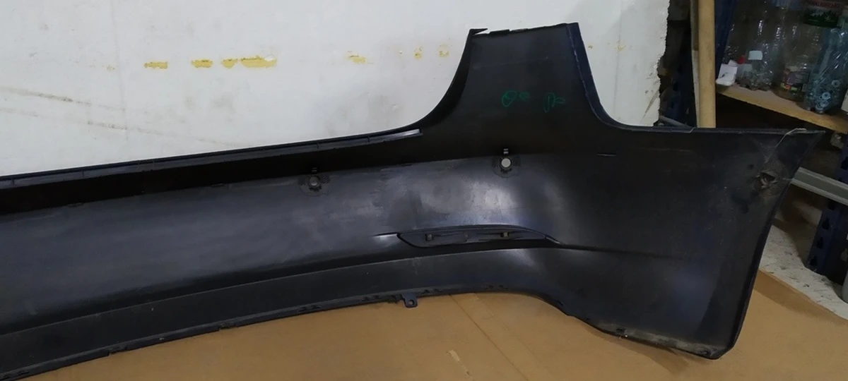 1 Бампер задний под 6 парктроников в сборе с кронштейнами крепления парктроников DEEP BLUE METALLIC-PPSB (мелкие царапины) Tesla model 3 1108905-S5-A